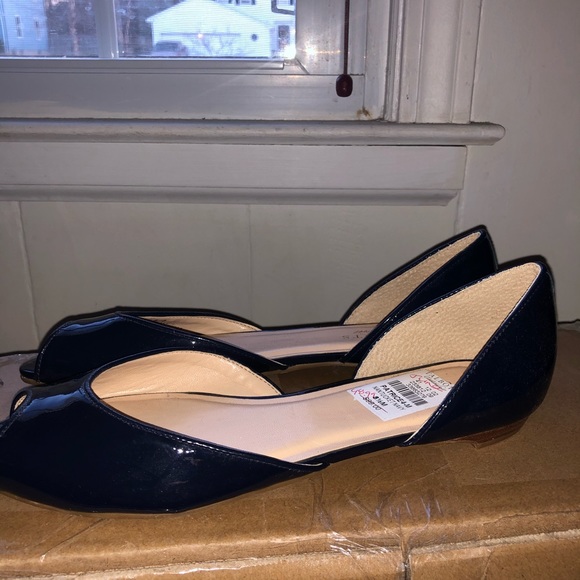 NWT Talbots Patrice Navy Leather Flats, Size 8.5 - Picture 3 of 8